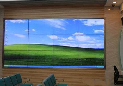 五龙口液晶拼接屏的另类用法。